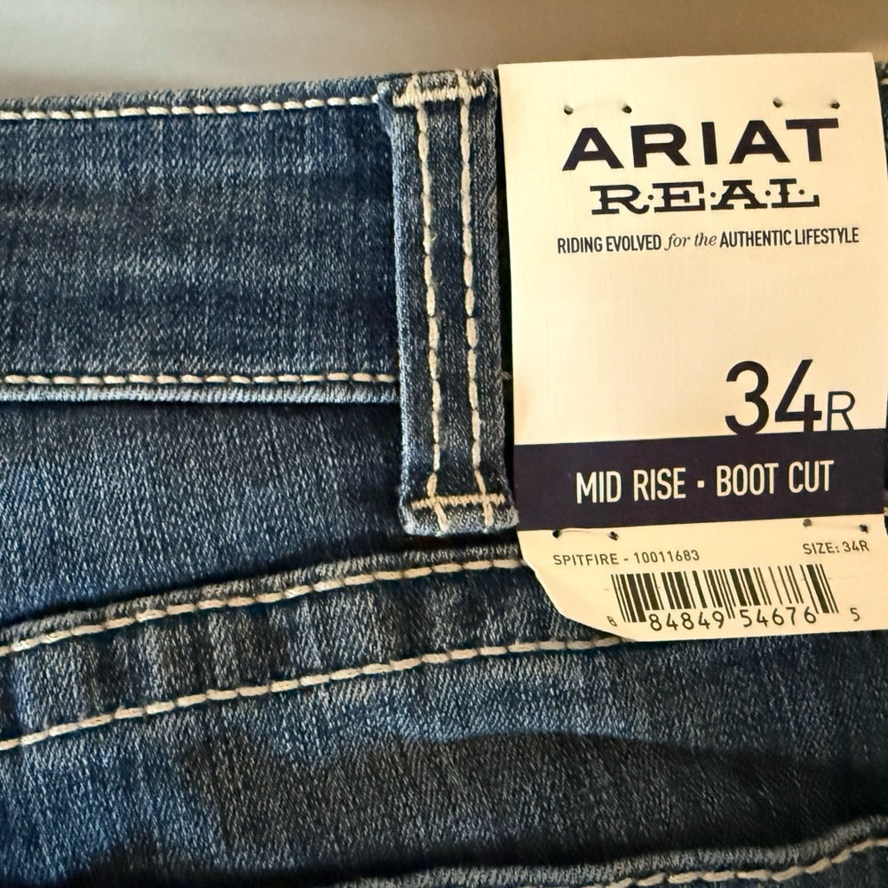 Ariat Real Mid Rise Boot Cut Jeans in Blue